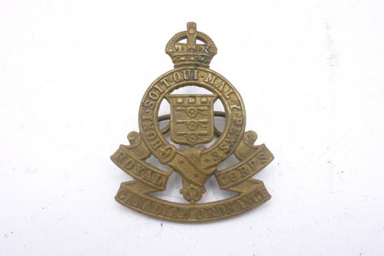 Canadian cap badge 