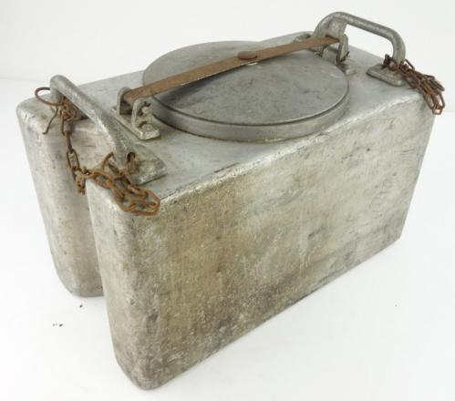 Italian WW2 Large foodcontainer