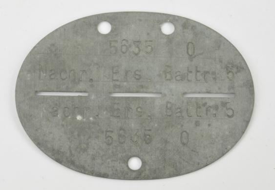 German WH Dog-Tag 'Nachrichten Ersatz Batterie 5'