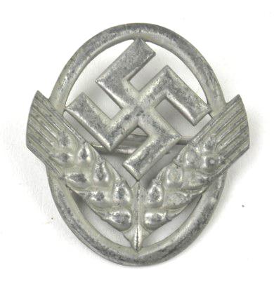 German Female RADwJ Cap Badge