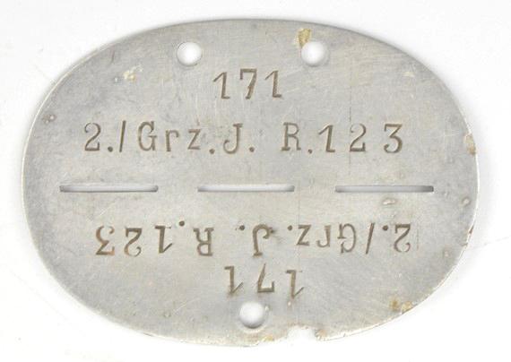 German WH Dog-tag '2./Grz.J.R.123'