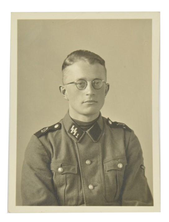 German SS-VT Deutschland Portrait Picture