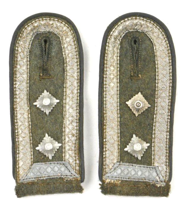 German WH NCO Shoulderboard set