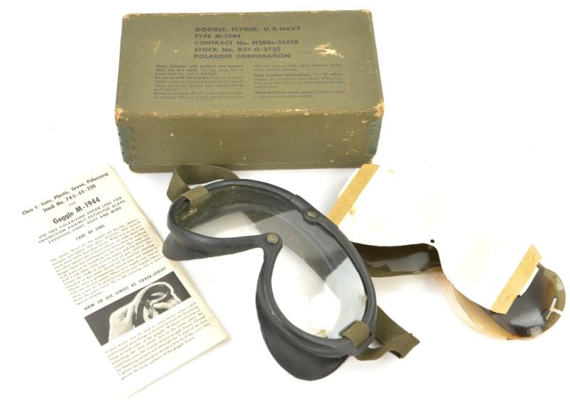 US WW2 M-1944 Flying Goggles in Case