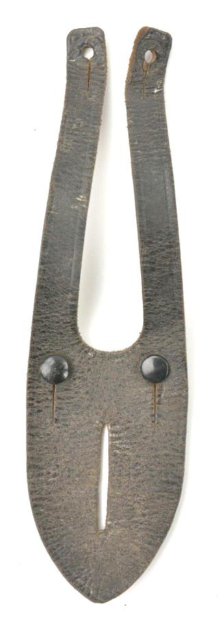 German WH Beh 1942 Binocular Button attachment Leather