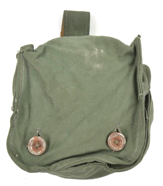 German WH M31 Gasmask Filter Pouch