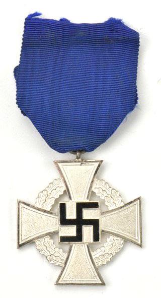 German 25 Years Faithfull Service Medal