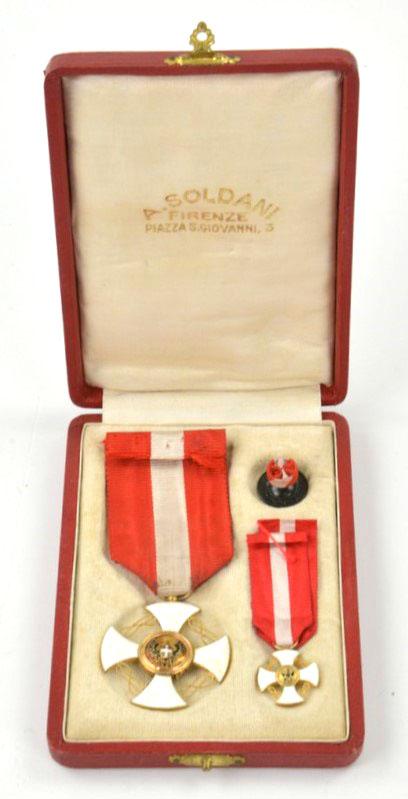 Italian Order of the Crown of Italy in Case