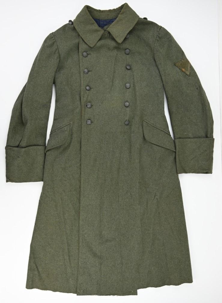 German WH M40 Greatcoat