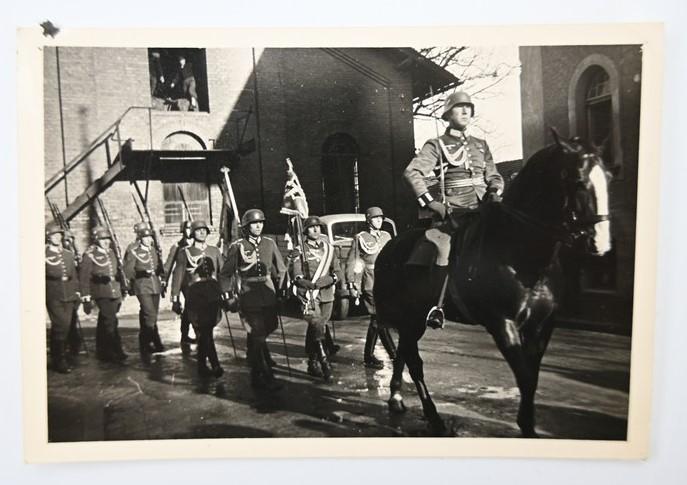 German WH Parade Picture