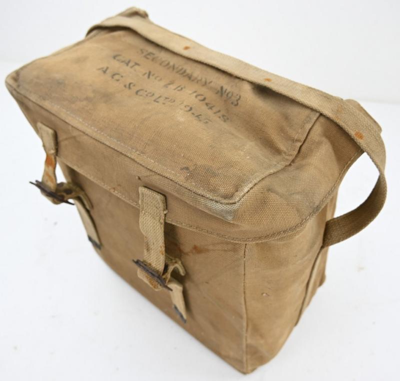 British WW2 Padded Radio Battery Pack