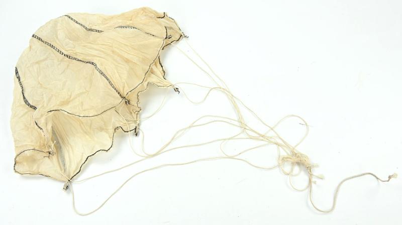 German WH Artillery Grenade Parachute