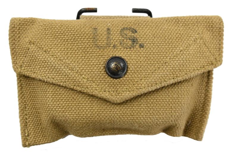 US WW2 M-1942 British Made First-Aid Pouch & First aid Pack