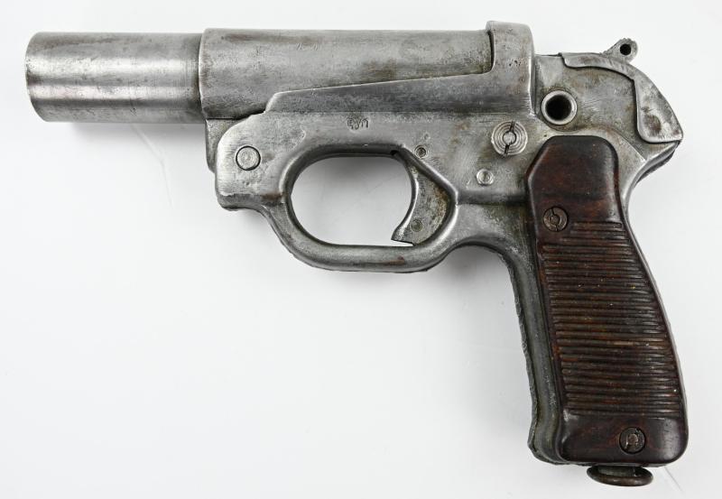 German WH LP42 Flare Gun