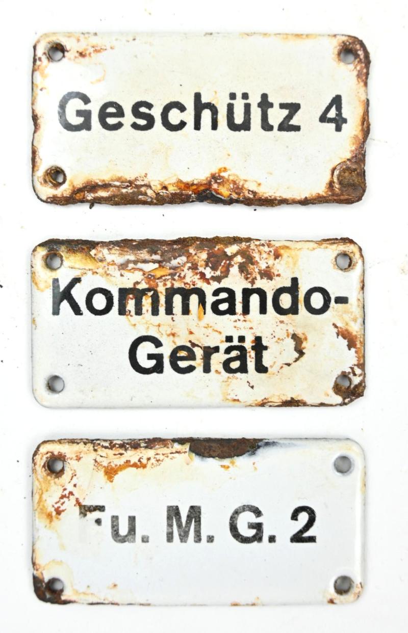 German WH Enamel Bunker Plates