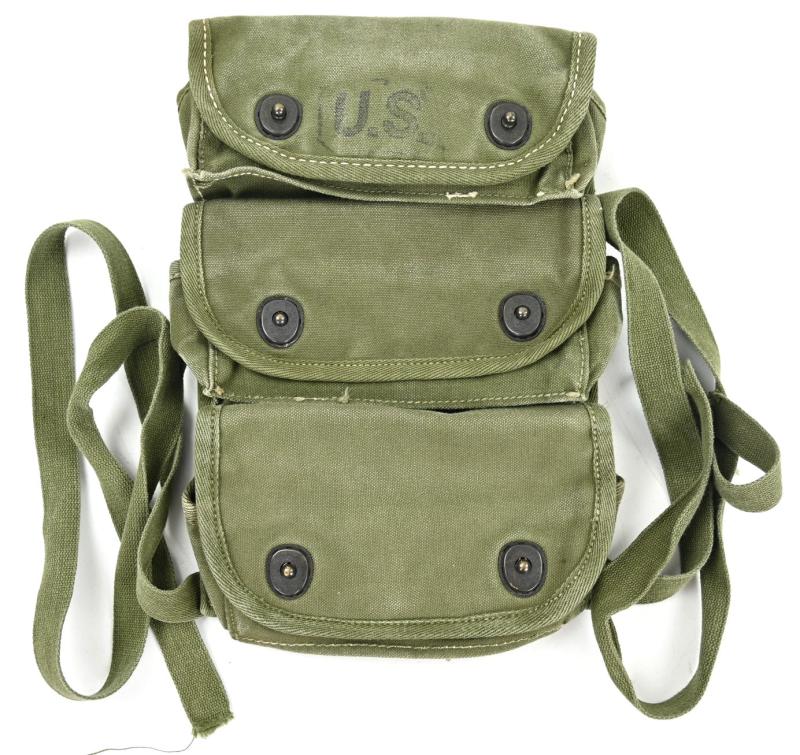 US WW2 Grenade Pouch 1945
