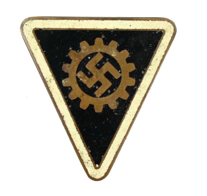 German DAF Female Labour Party Leader Badge 'Kreis Level'