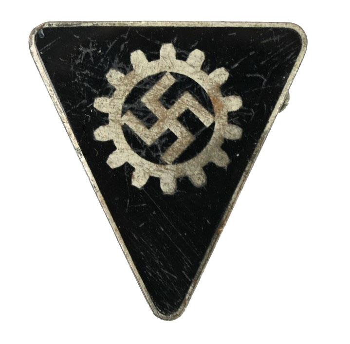 German DAF Female Labour Party Leader Badge