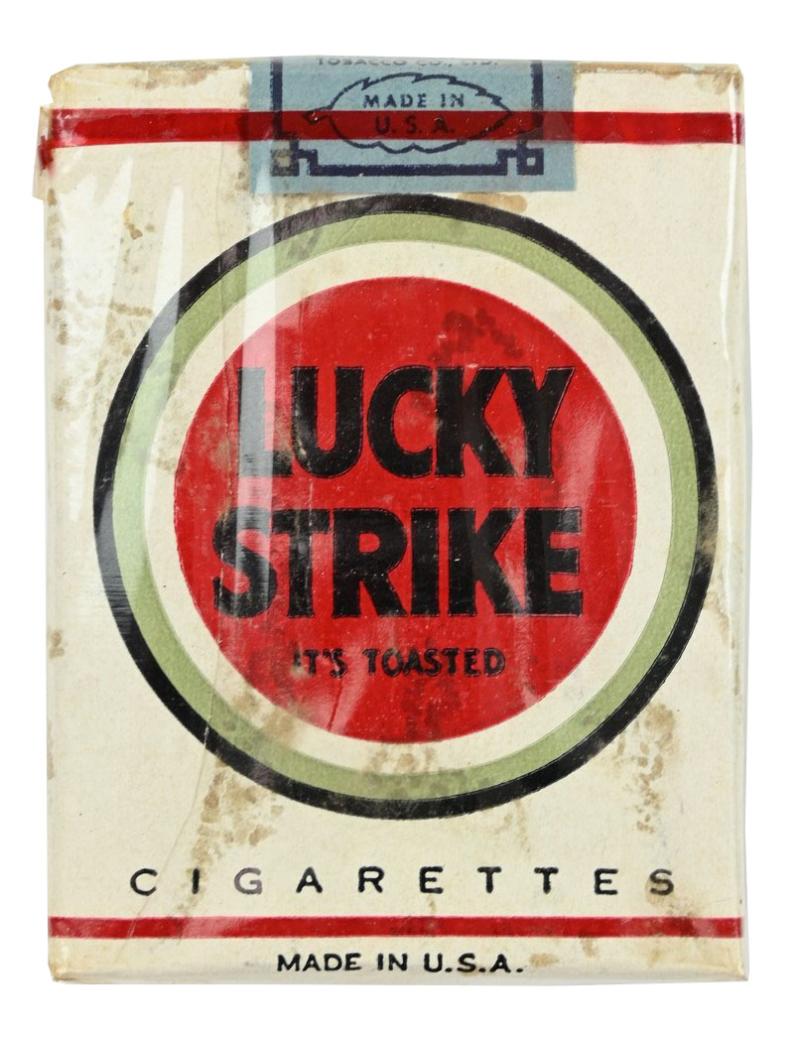 US WW2 Package of Lucky Strike Cigarets