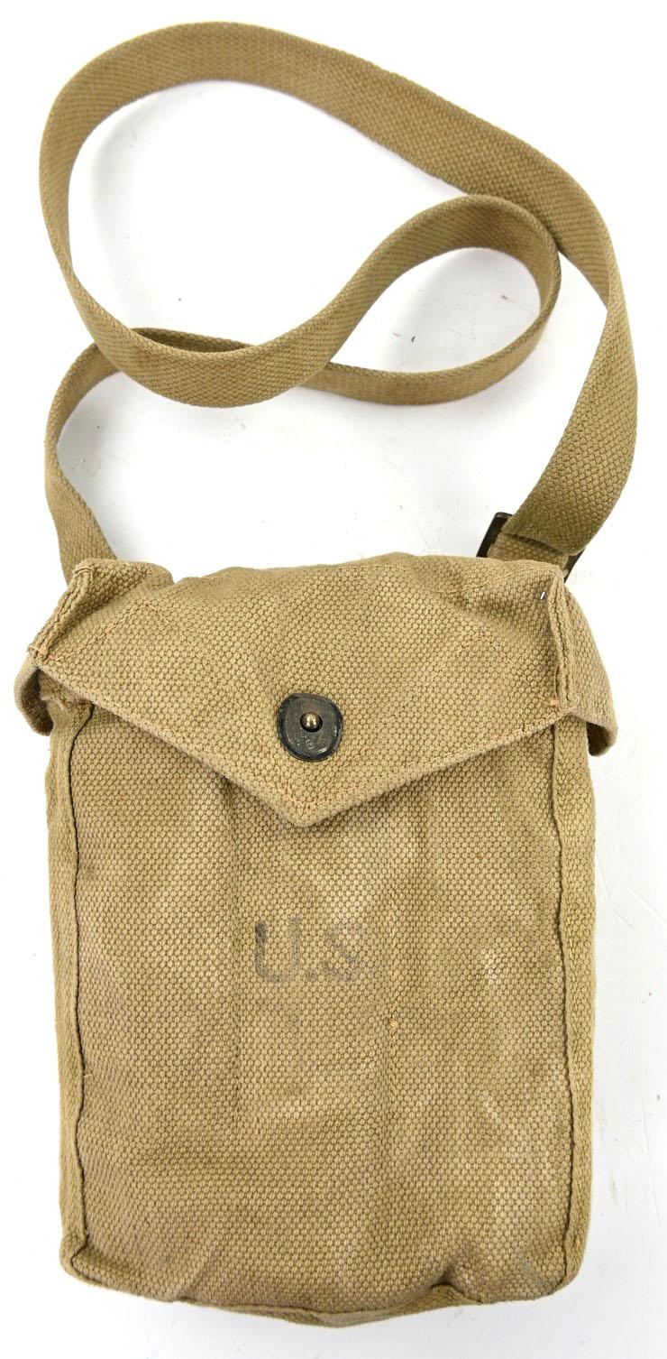 US WW2 British Made Thompson Pouch