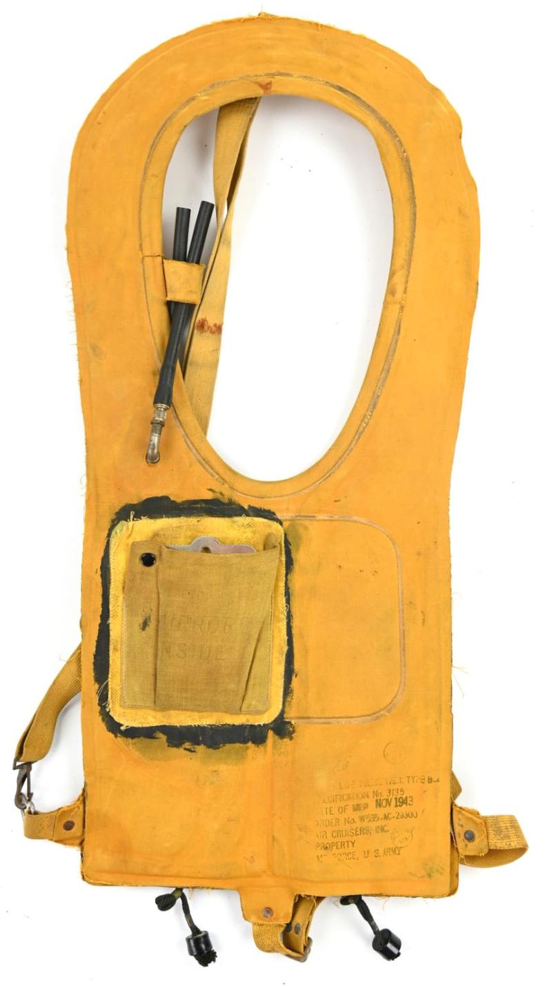 USAAF WW2 Modified Mea West Life Preserver type B-4