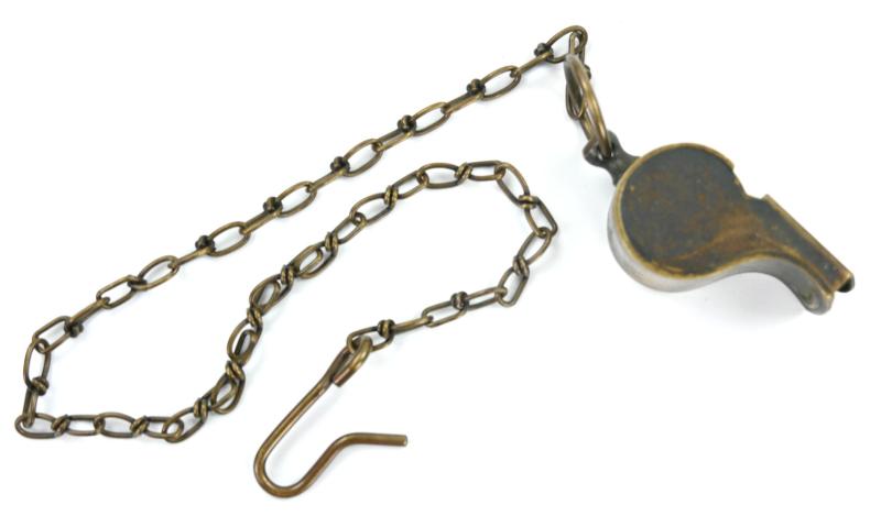US WW1/WW2 Army Wistle with Chain
