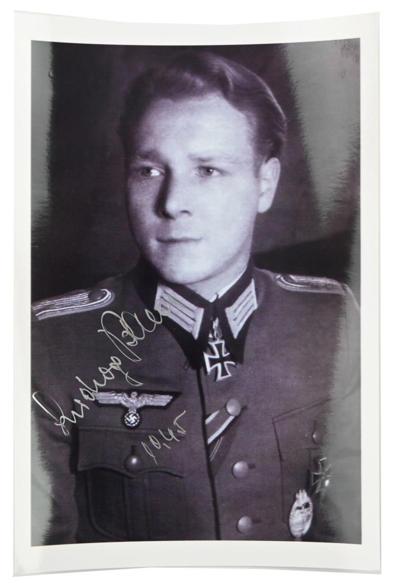 Signature of Wehrmacht Heer KC Recipient 'Ludwig Bauer'