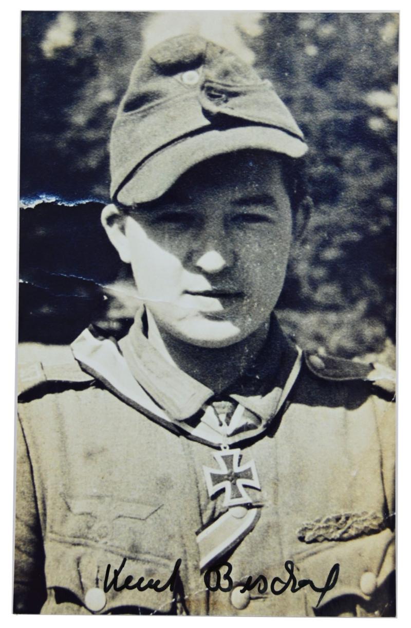 Signature of Wehrmacht Heer KC Recipient 'Kurt Bischof'