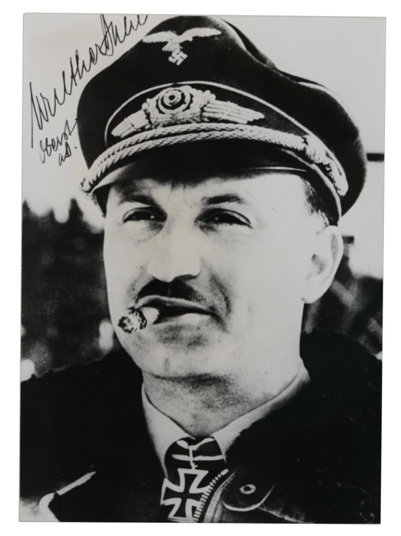 Signature of Luftwaffe KC Recipient 'Walter Dahl'