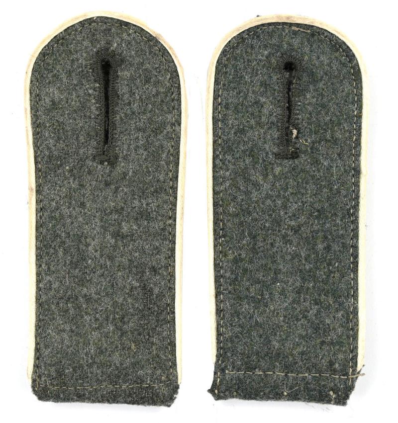 German WH EM Infantry Shoulderboards