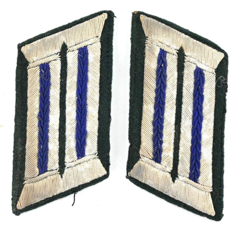 German WH Officer's Collar Tabs 'Arzt'