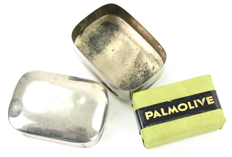 US WW2 Package of Palmolive Soap in Container