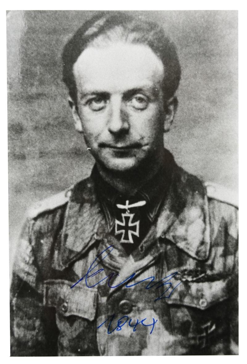 Signature of Wehrmacht Heer KC Recipient 'Wolfram Kertz'