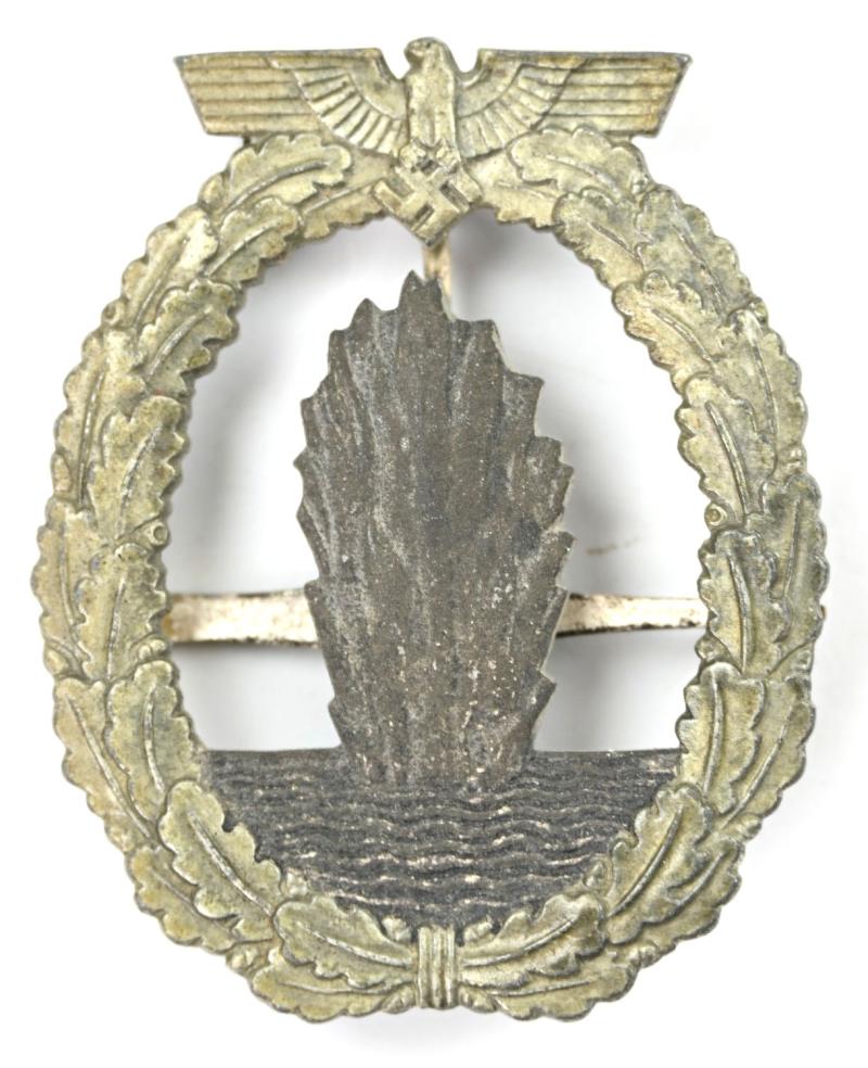 German KM Minesweeper War Badge