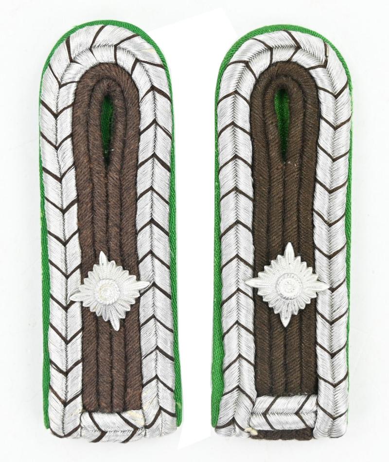 German Third Reich Police Shoulderboard Set