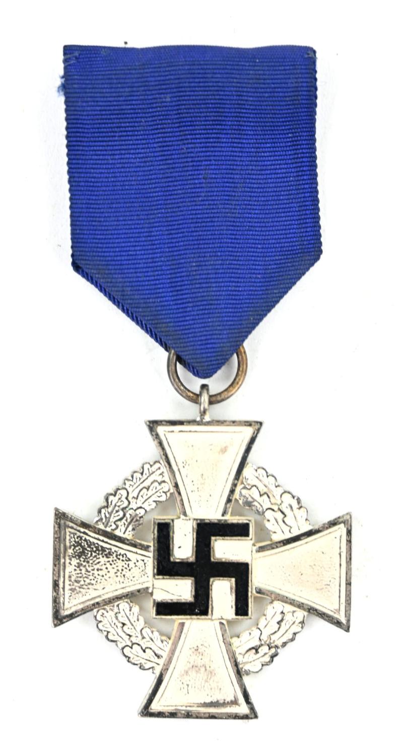 German 25 Years Faithfull Service Medal