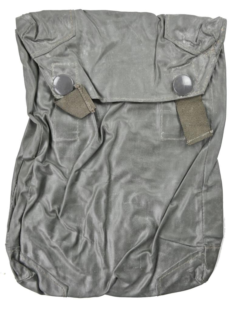 German WH M31 Gascape Pouch