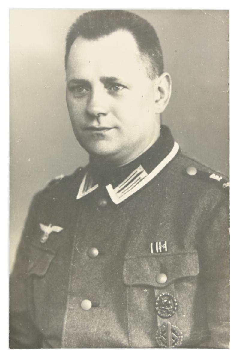 WorldWarCollectibles German WH Portrait Picture