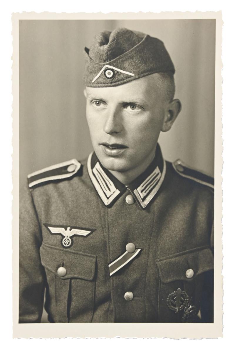 WorldWarCollectibles German WH Portrait Picture
