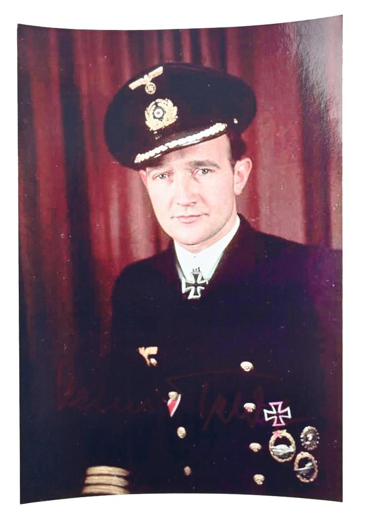 Signature of Kriegsmarine KC-Recipient 'Klaus Feldt'