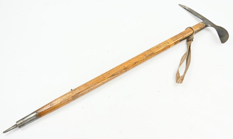 German WH GBJ Pick Axe