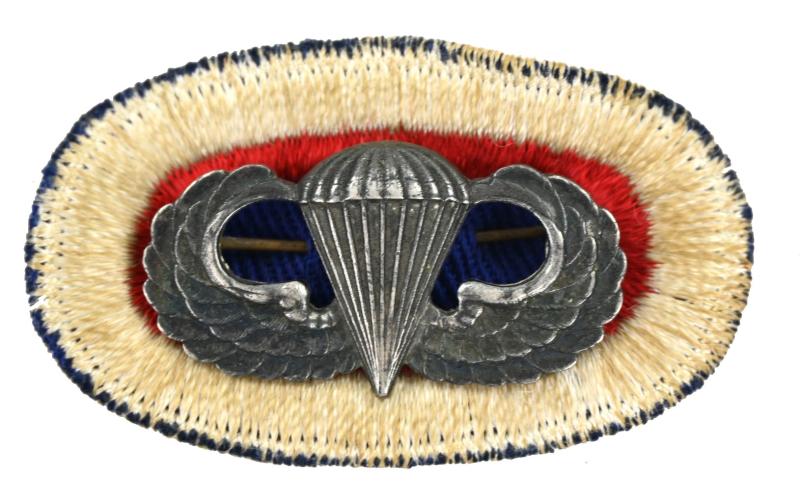 US WW2 Paratrooper Jumpwing with Oval 11th Airborne HQ