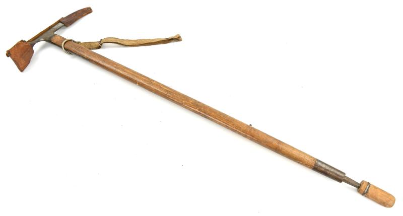 German WH GBJ Pick Axe with cover