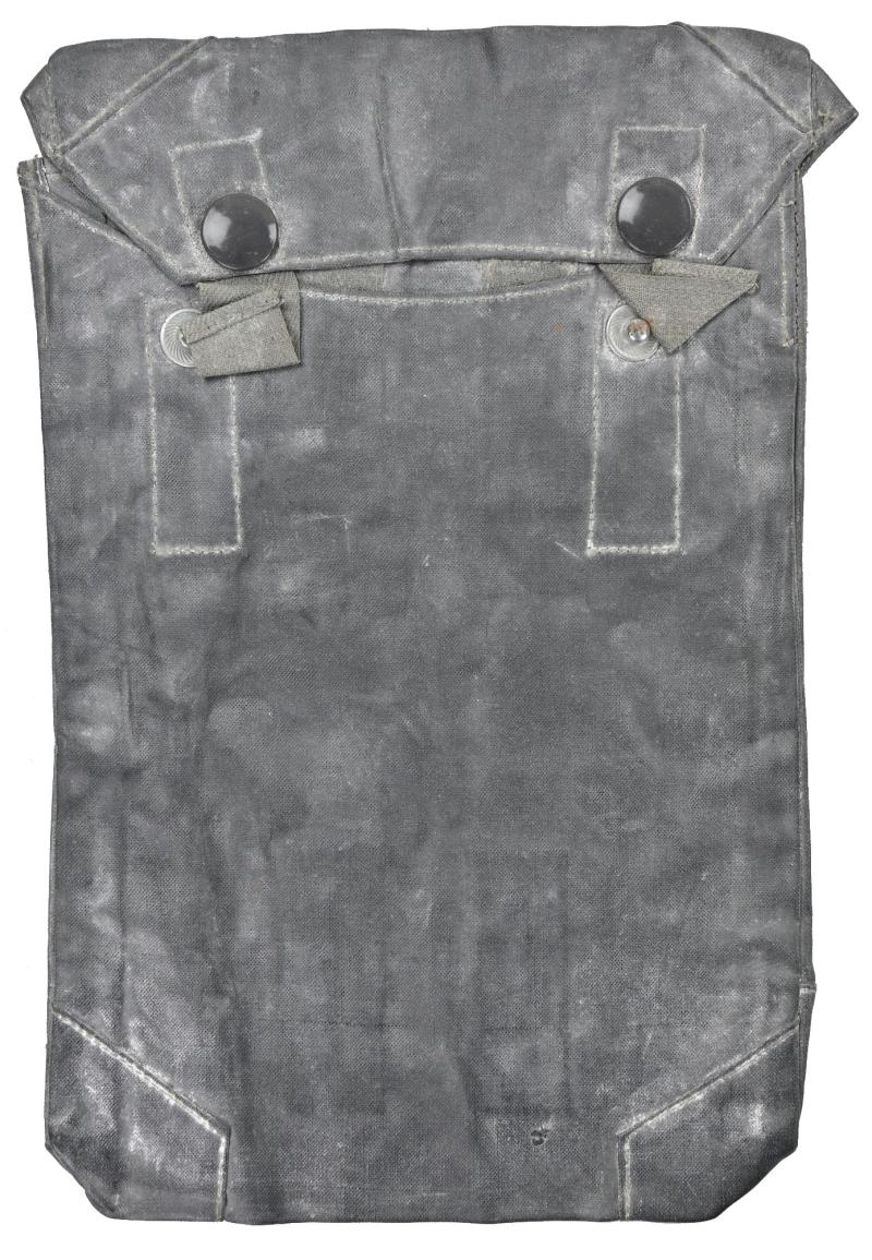 German WH M31 Gascape Pouch
