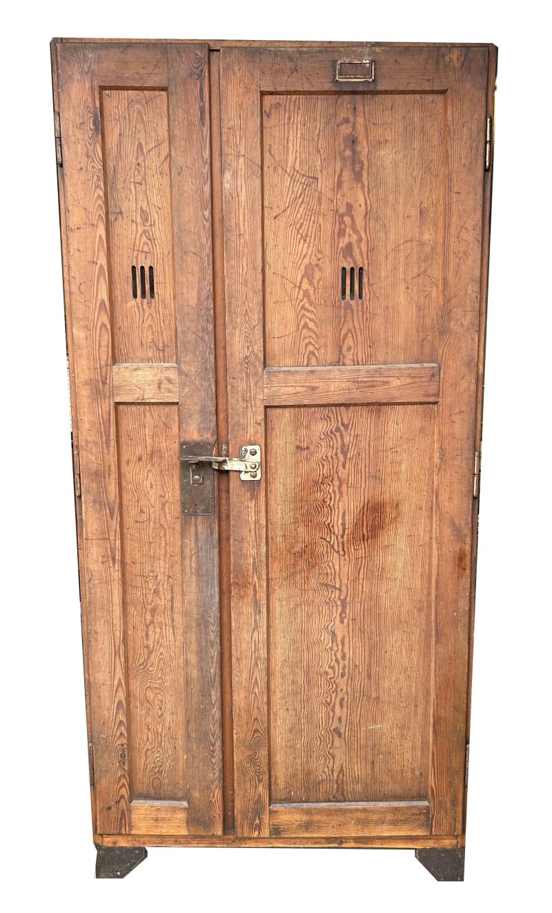 German WH/SS Soldier's Kit Locker