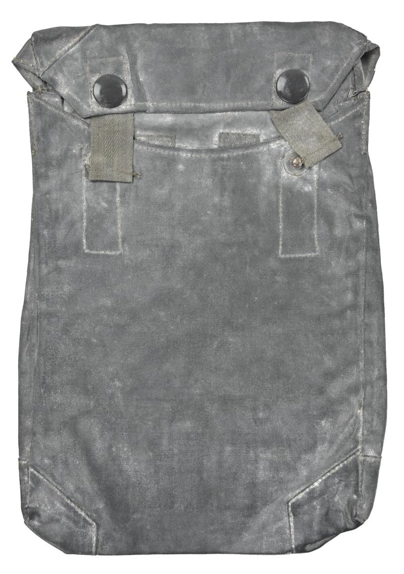 German WH M31 Gascape Pouch