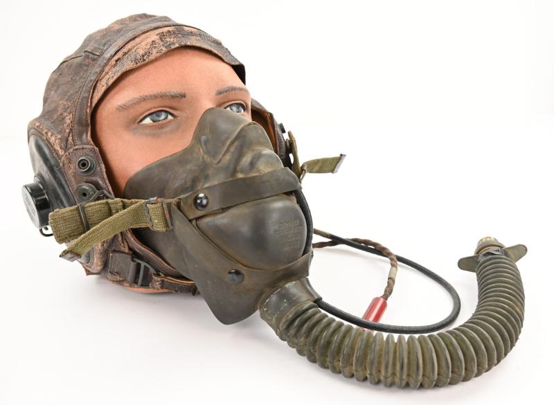 USAAF WW2 Flight Helmet & Oxygen Mask