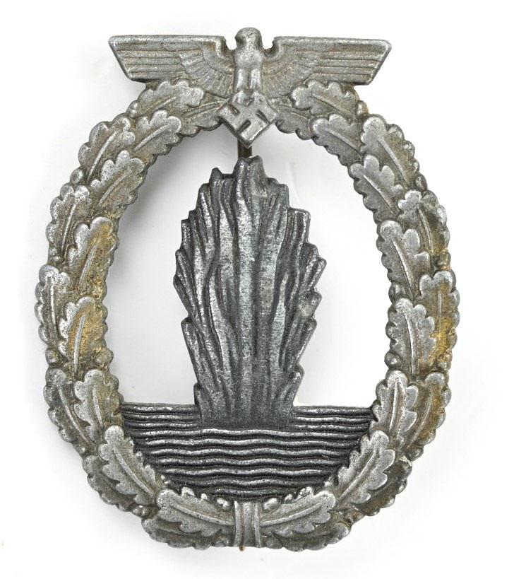 German KM Minesweeper War Badge