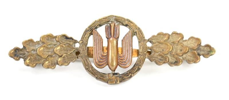 German LW Bomber Squadron Clasp in Bronze