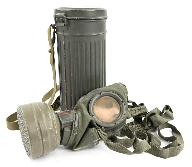 German WH M31 Gasmask with Cannister